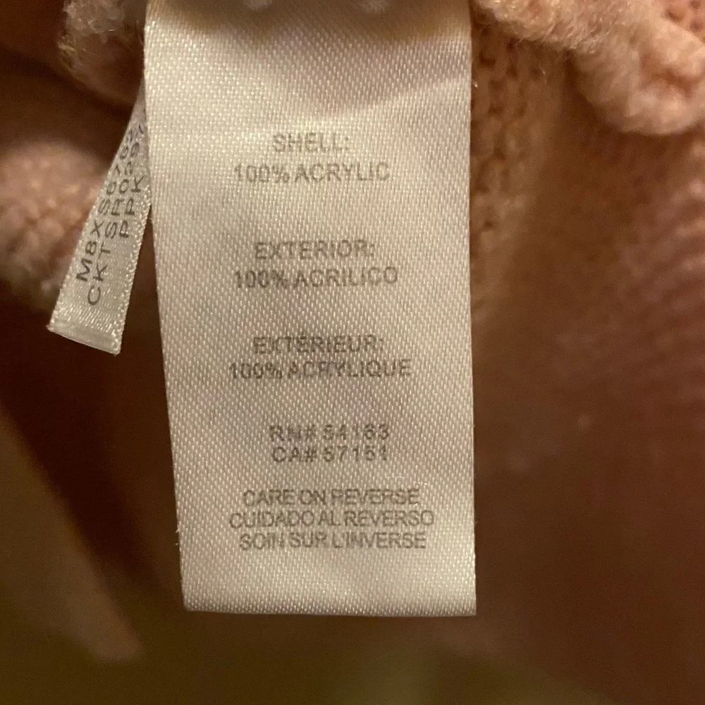 1990’s Calvin Klein Acrylic sweater. Vintage. Light pink, great condition. - Picture 5 of 8